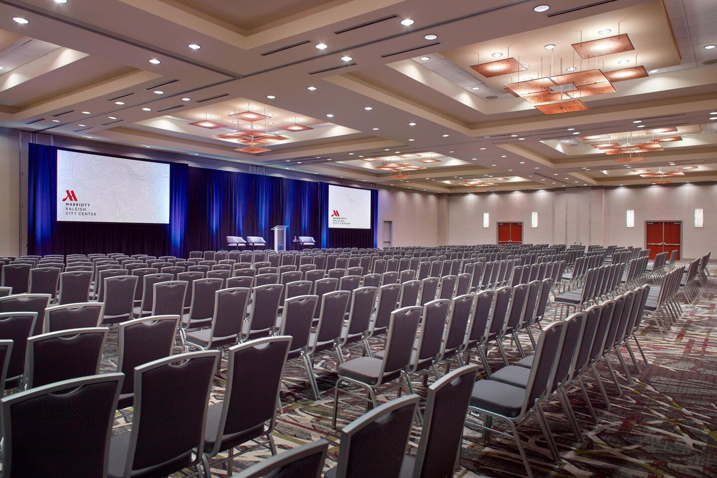 rdumc-ballroom-3315-hor-clsc